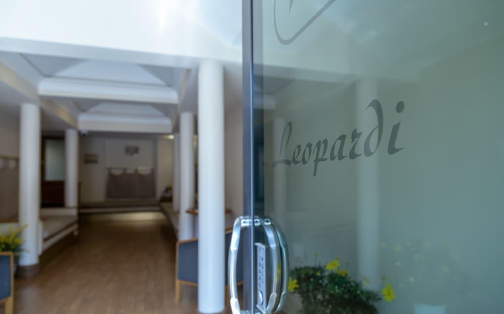 Hotel Leopardi Neapel