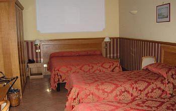 Leopardi Hotel
